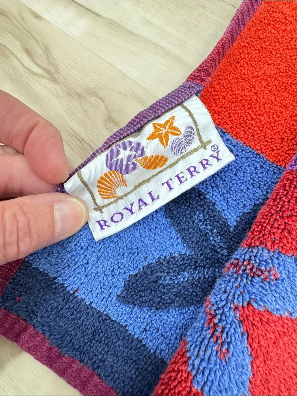 N/A vintage royal